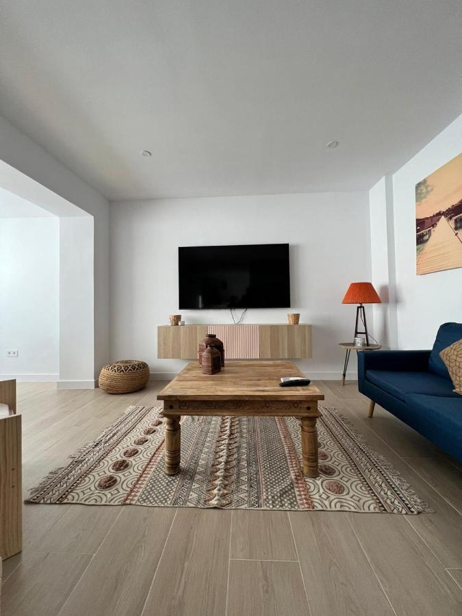 Apartamentos Buganvilla Roquetas De Mar Room photo